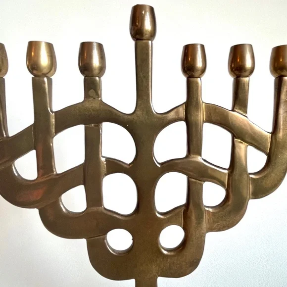 Vintage Brass Menorah Artist Signed Fred Hollinger MCM Brutalist Hanukkah Gift - Picture 5 of 8